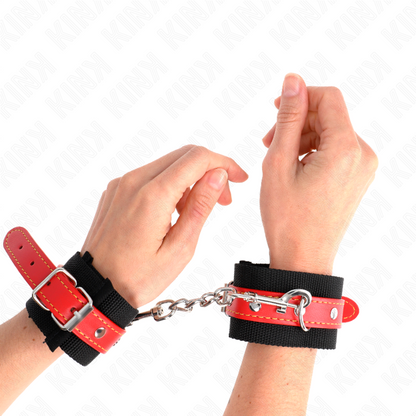 KINK - BRACELETS EN NYLON NOIR AVEC BRACELET RÉGLABLE EN SIMILICUIR ROUGE 19-24 CM X 5,5 CM