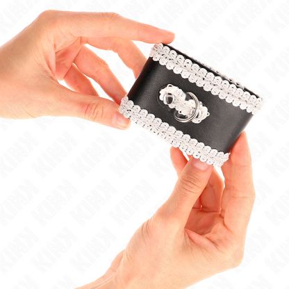 KINK - BRACELETS NOIRS AVEC DENTELLE DÉCORATIVE BLANCHE RÉGLABLE 20-23 CM X 5,5 CM
