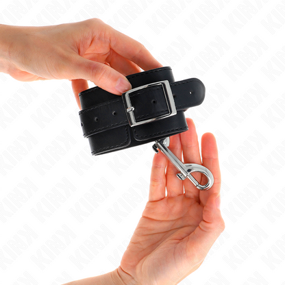 KINK - BRACELETS SIMPLES AVEC RANGÉE DE RIVETS NOIRS RÉGLABLES 17-28 CM X 5 CM